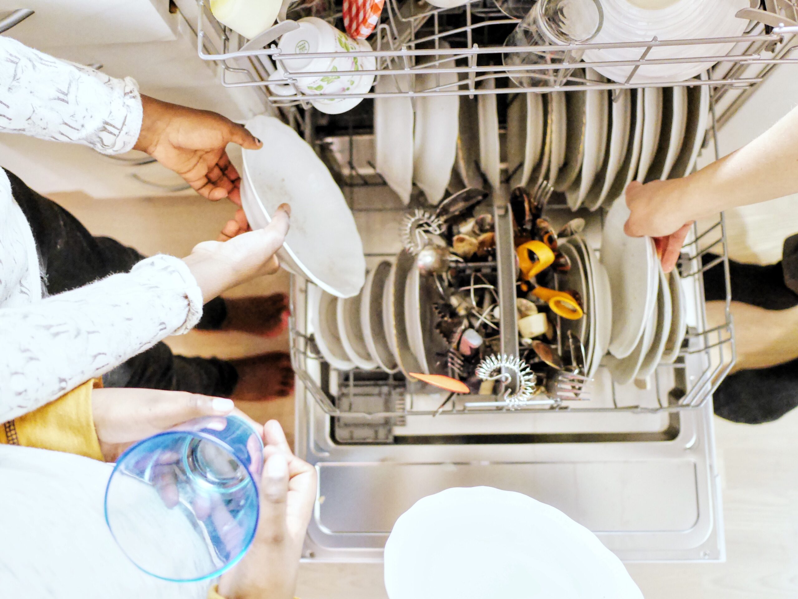 4 Reasons Your Dishwasher Fills And Drains But Doesn't Wash The Load