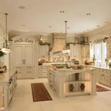 Colonial Style Kitchen