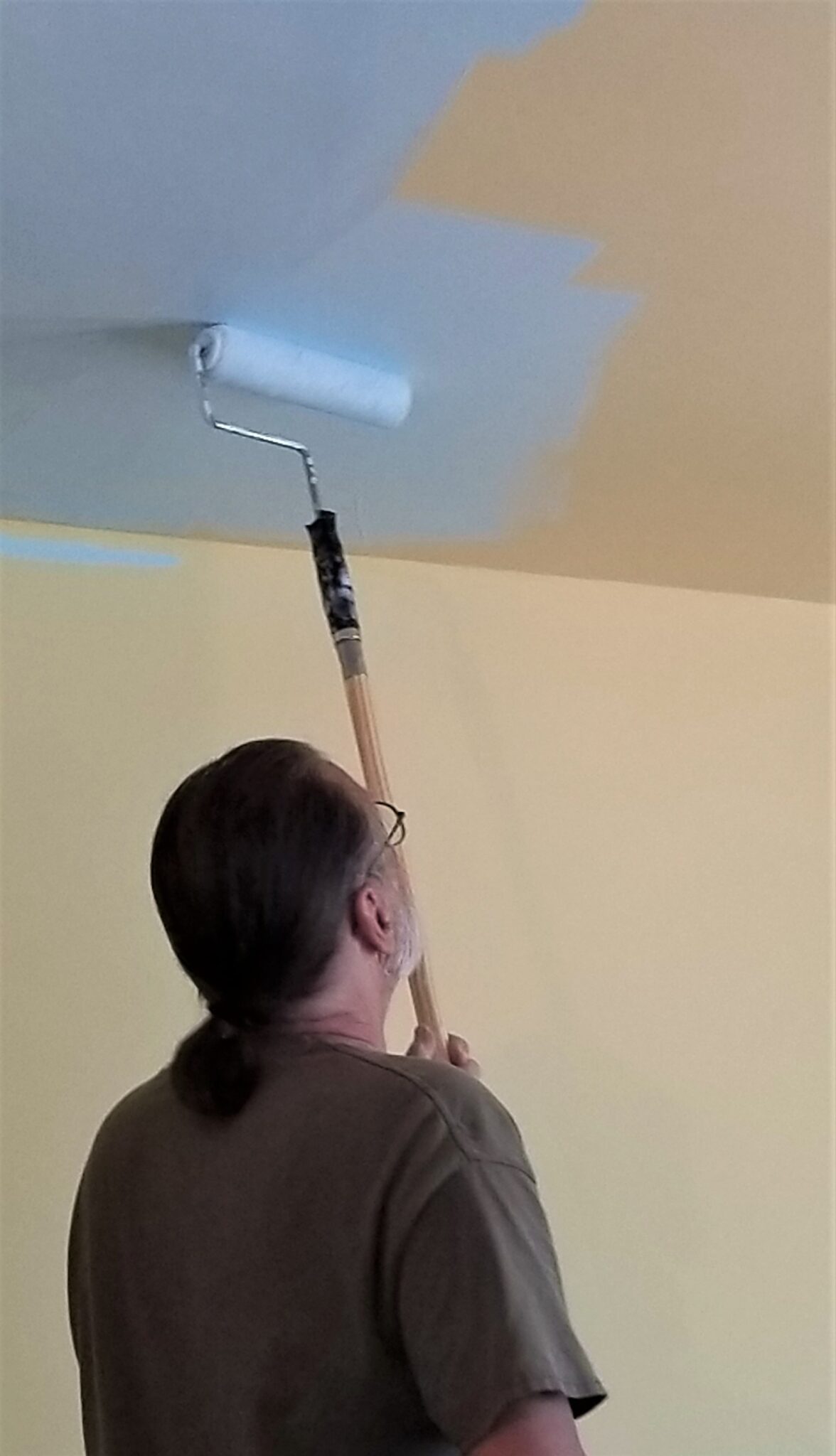 How To Paint A Ceiling With Furniture In The Room (Everything You Need