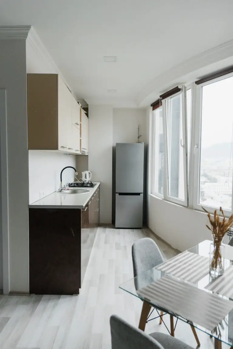 How Do You Know If Your Refrigerator Needs Freon? (MUSTKNOW!) DIY